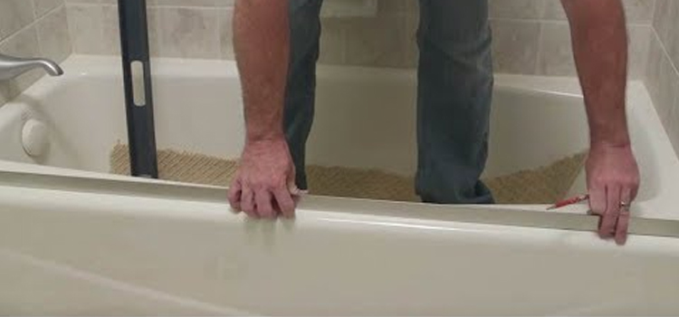 Sliding Shower Door Repair in Strathcona